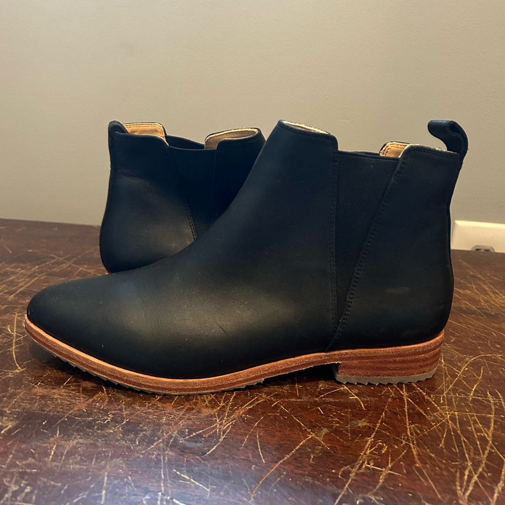 Nisolo Black Ankle Boots - Picture 2 of 3